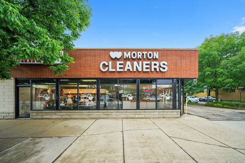 5932 W Irving Park Road Chicago IL 60634