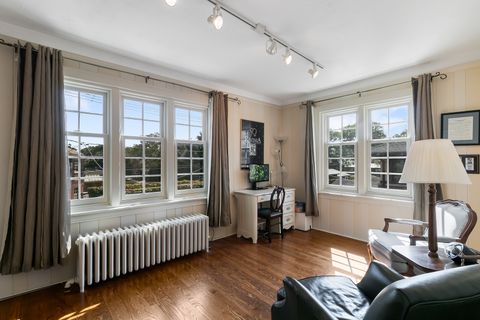 Tiny photo for 10337 S Hamilton Avenue, Chicago, IL 60643 (MLS # 12465183)