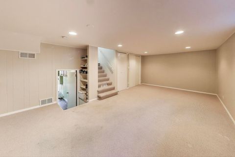 Tiny photo for 3419 W Pratt Avenue, Lincolnwood, IL 60712 (MLS # 12473471)