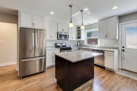 Tiny photo for 3419 W Pratt Avenue, Lincolnwood, IL 60712 (MLS # 12473471)