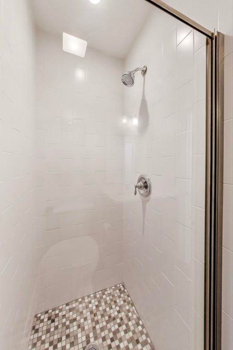 Tiny photo for 3419 W Pratt Avenue, Lincolnwood, IL 60712 (MLS # 12473471)