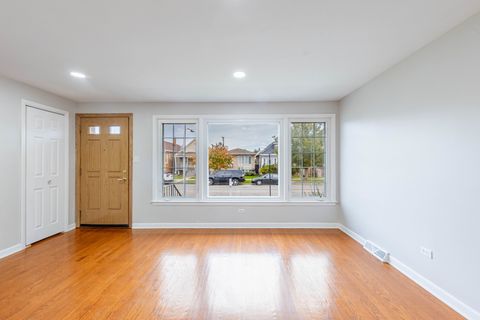 Tiny photo for 5631 W 64th Place, Chicago, IL 60638 (MLS # 12546667)