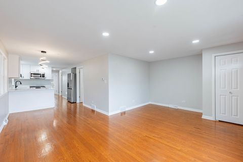 Tiny photo for 5631 W 64th Place, Chicago, IL 60638 (MLS # 12546667)