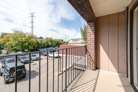 Tiny photo for 6330 Lincoln Avenue #2A, Morton Grove, IL 60053 (MLS # 12774581)