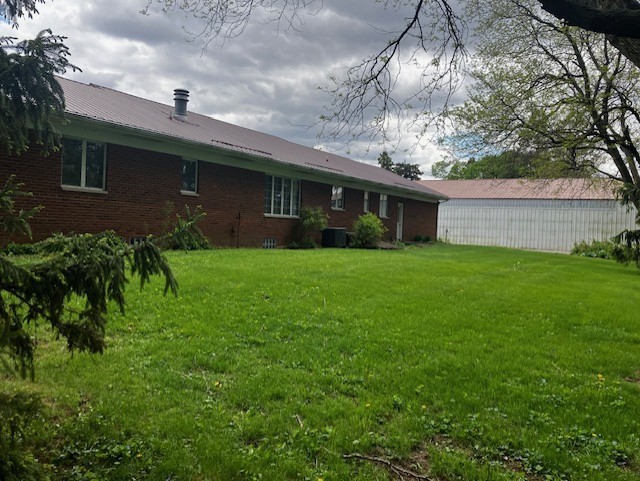 4015 E 1st Road