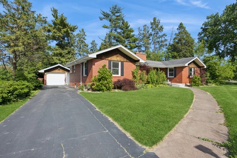 Tiny photo for 629 Dundee Avenue, Flossmoor, IL 60422 (MLS # 12659826)