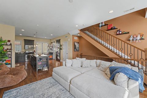 Tiny photo for 922 Warren Avenue #103, Downers Grove, IL 60515 (MLS # 12620566)