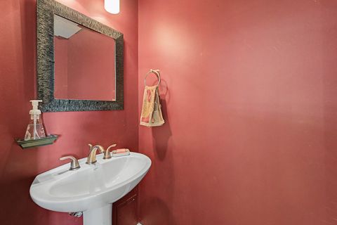 Tiny photo for 922 Warren Avenue #103, Downers Grove, IL 60515 (MLS # 12620566)