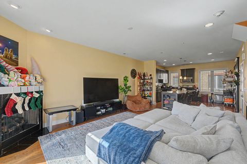 Tiny photo for 922 Warren Avenue #103, Downers Grove, IL 60515 (MLS # 12620566)