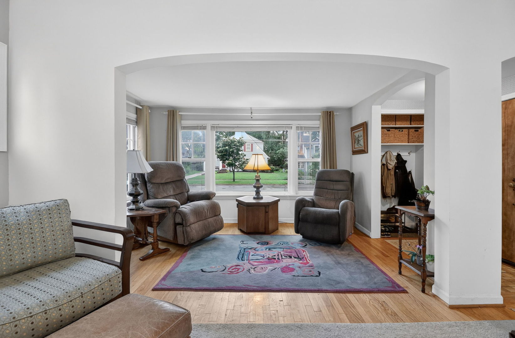 319 E Jefferson Avenue