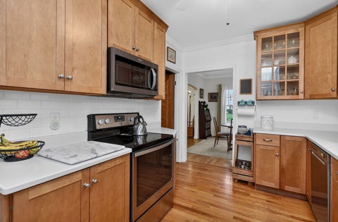 Tiny photo for 319 E Jefferson Avenue, Wheaton, IL 60187 (MLS # 12668196)
