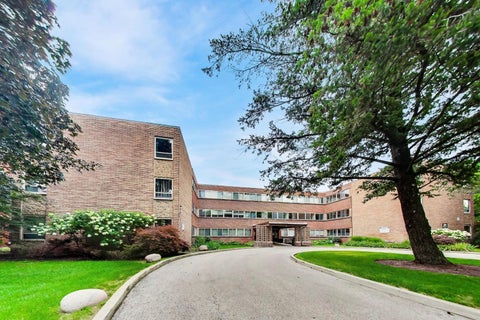 Tiny photo for 200 Ridge Avenue #TG, Evanston, IL 60202 (MLS # 12759345)