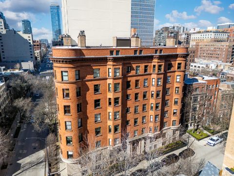 Photo of 1210 N Astor Street #1B, Chicago, IL 60610 (MLS # 12596299)