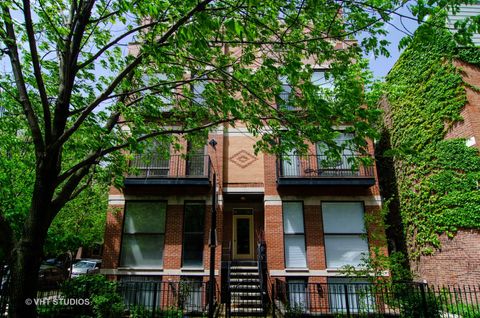 900 N Wood Street 2S Chicago IL 60622