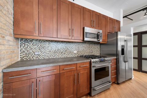 Tiny photo for Chicago, IL 60654 (MLS # 12617789)