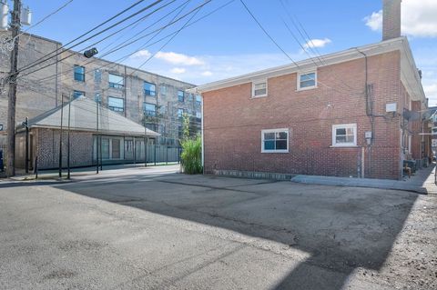 Tiny photo for 1634 W Morse Unit F Ave, Chicago, IL 60626 (MLS # 12509289)