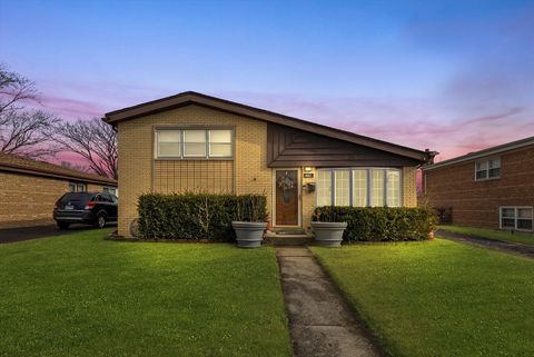 A home in Oak Lawn