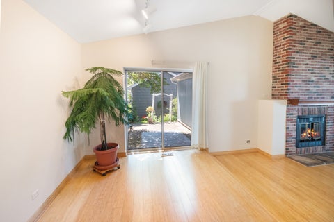 Tiny photo for 645 Stout Court, Gurnee, IL 60031 (MLS # 12713924)