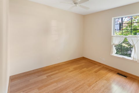 Tiny photo for 645 Stout Court, Gurnee, IL 60031 (MLS # 12713924)