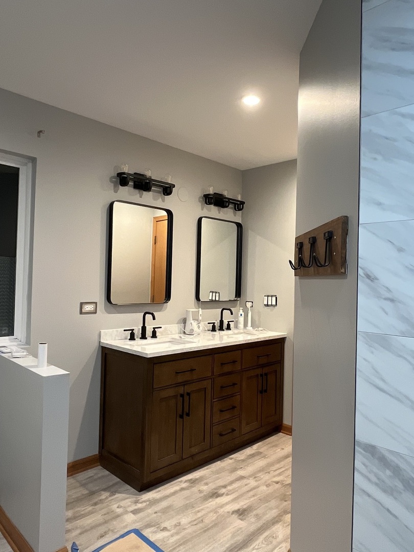 246 W Winding Trail Circle