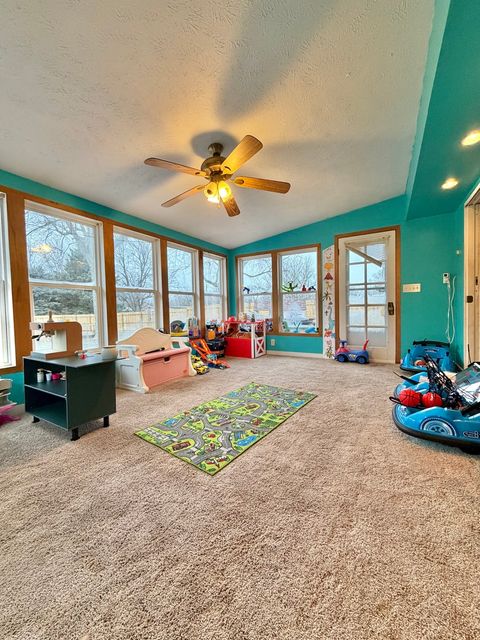 Tiny photo for 811 E Maple Street, Chatsworth, IL 60921 (MLS # 12538320)