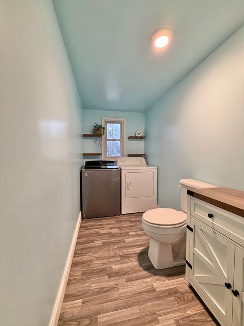 Tiny photo for 811 E Maple Street, Chatsworth, IL 60921 (MLS # 12538320)