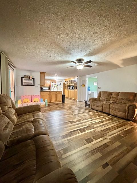 Tiny photo for 811 E Maple Street, Chatsworth, IL 60921 (MLS # 12538320)