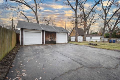 Tiny photo for 306 Oak Crest Street, Waukegan, IL 60085 (MLS # 12542177)