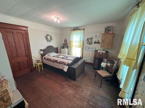 Tiny photo for 605 FULTON Street, Grand Mound, IA 52751 (MLS # QC4264095)