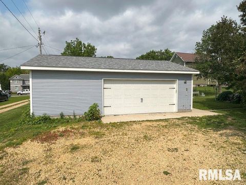 Tiny photo for 605 FULTON Street, Grand Mound, IA 52751 (MLS # QC4264095)