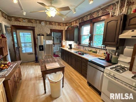 Tiny photo for 605 FULTON Street, Grand Mound, IA 52751 (MLS # QC4264095)