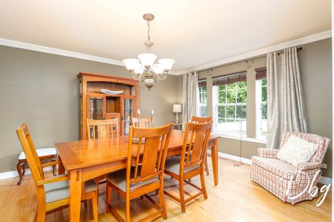 Tiny photo for 462 Nuthatch Way, Lindenhurst, IL 60046 (MLS # 12401691)