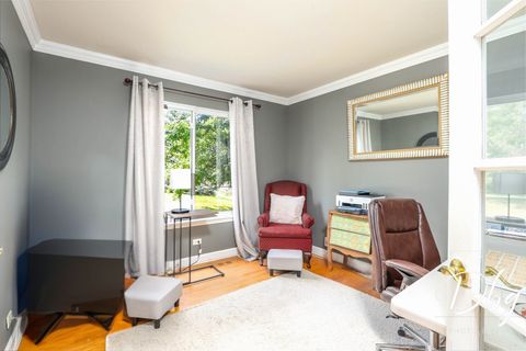 Tiny photo for 462 Nuthatch Way, Lindenhurst, IL 60046 (MLS # 12401691)