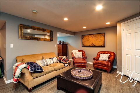 Tiny photo for 462 Nuthatch Way, Lindenhurst, IL 60046 (MLS # 12401691)