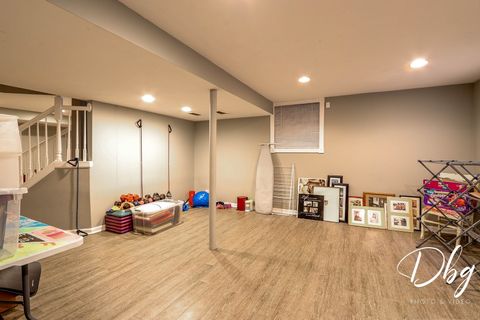 Tiny photo for 462 Nuthatch Way, Lindenhurst, IL 60046 (MLS # 12401691)