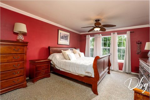Tiny photo for 462 Nuthatch Way, Lindenhurst, IL 60046 (MLS # 12401691)