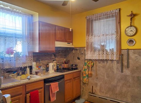 Tiny photo for 2831 N LINDER Avenue, Chicago, IL 60641 (MLS # 12580699)