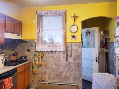 Tiny photo for 2831 N LINDER Avenue, Chicago, IL 60641 (MLS # 12580699)