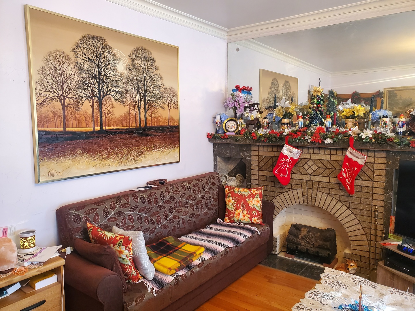 2831 N LINDER Avenue