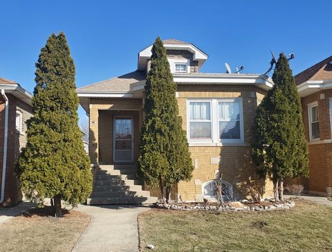 2831 N LINDER Avenue Chicago IL 60641