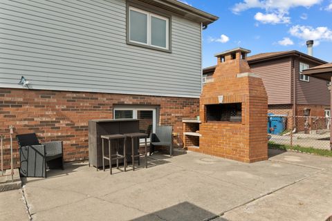 Tiny photo for 13053 S Mcdaniel Court, Alsip, IL 60803 (MLS # 12486510)