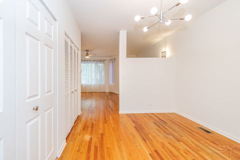 Tiny photo for 1346 S Wabash Avenue #A, Chicago, IL 60605 (MLS # 12452287)