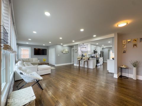 Tiny photo for 9017 Major Avenue, Morton Grove, IL 60053 (MLS # 12585129)