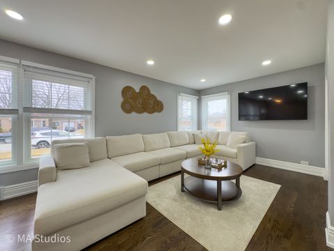 Tiny photo for 9017 Major Avenue, Morton Grove, IL 60053 (MLS # 12585129)