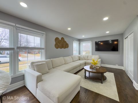 Tiny photo for 9017 Major Avenue, Morton Grove, IL 60053 (MLS # 12585129)