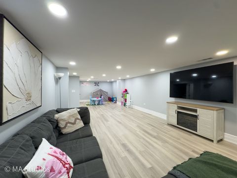 Tiny photo for 9017 Major Avenue, Morton Grove, IL 60053 (MLS # 12585129)