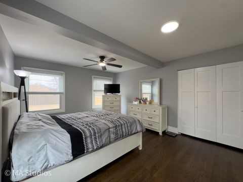 Tiny photo for 9017 Major Avenue, Morton Grove, IL 60053 (MLS # 12585129)