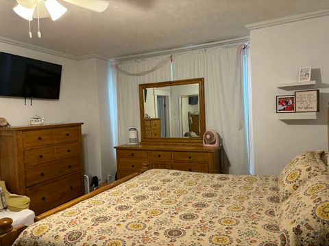 Tiny photo for 507 S Washington Street, Mcleansboro, IL 62859 (MLS # 12623382)