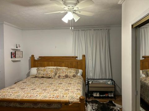 Tiny photo for 507 S Washington Street, Mcleansboro, IL 62859 (MLS # 12623382)