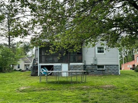 Tiny photo for 507 S Washington Street, Mcleansboro, IL 62859 (MLS # 12623382)